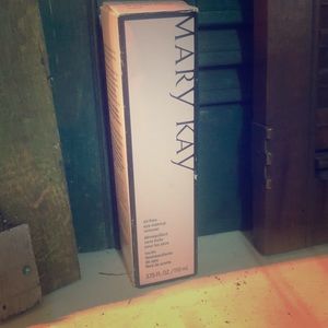 Mary Kay  oil free eye makeup remover 3.75 oz